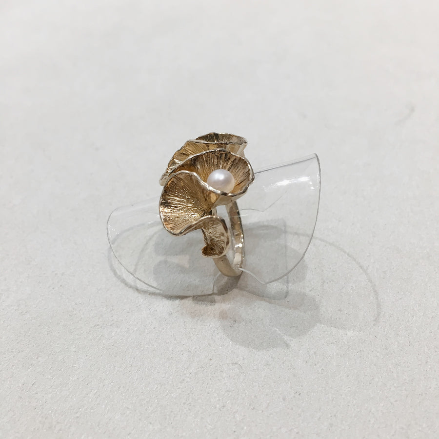 SHAFCA Pearl Frill Ring (Large)