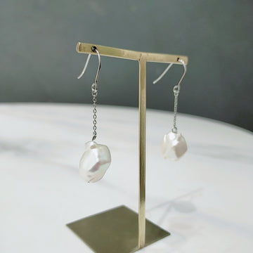 Fresh Water Baroque Pearl Long Pierces / Earrings
