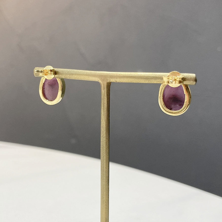 Pink Sapphire Gold Pierces【Watashi India Jewels】