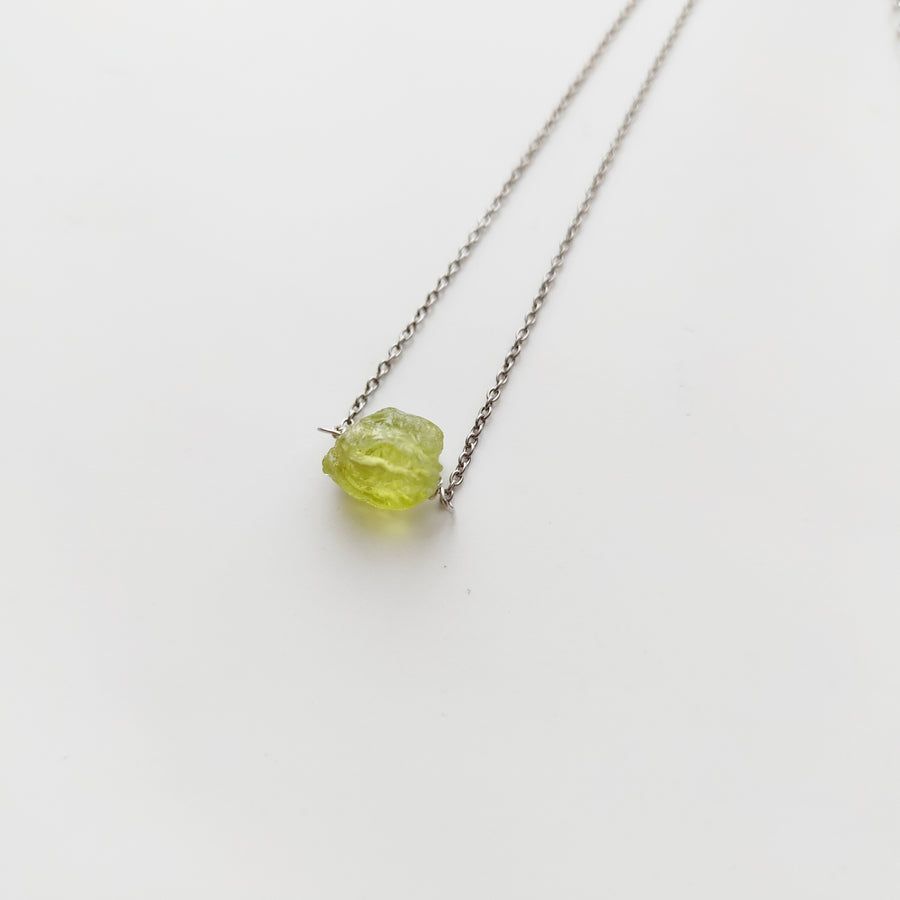 Peridot Simple Necklace (GOLD / SILVER)