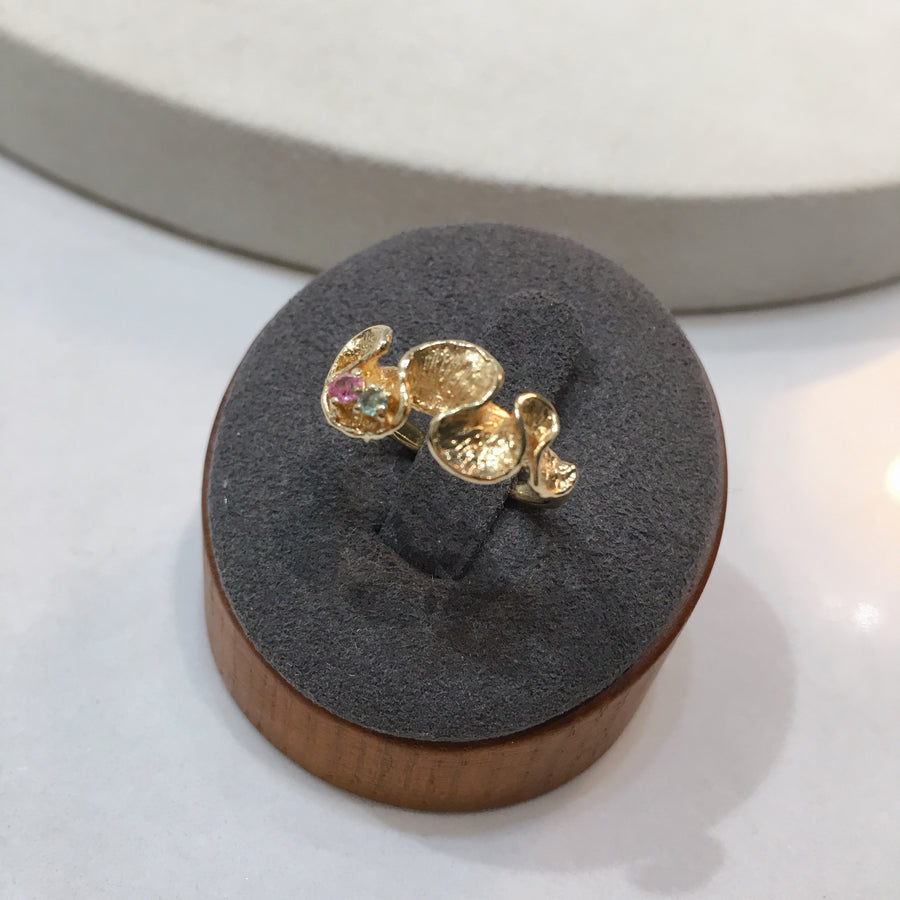 SHAFCA Gemstone Frill Ring (Small / Gold)